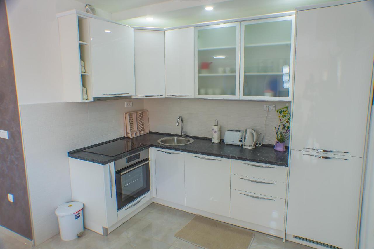 Apartments Kovac Tivat Exterior photo