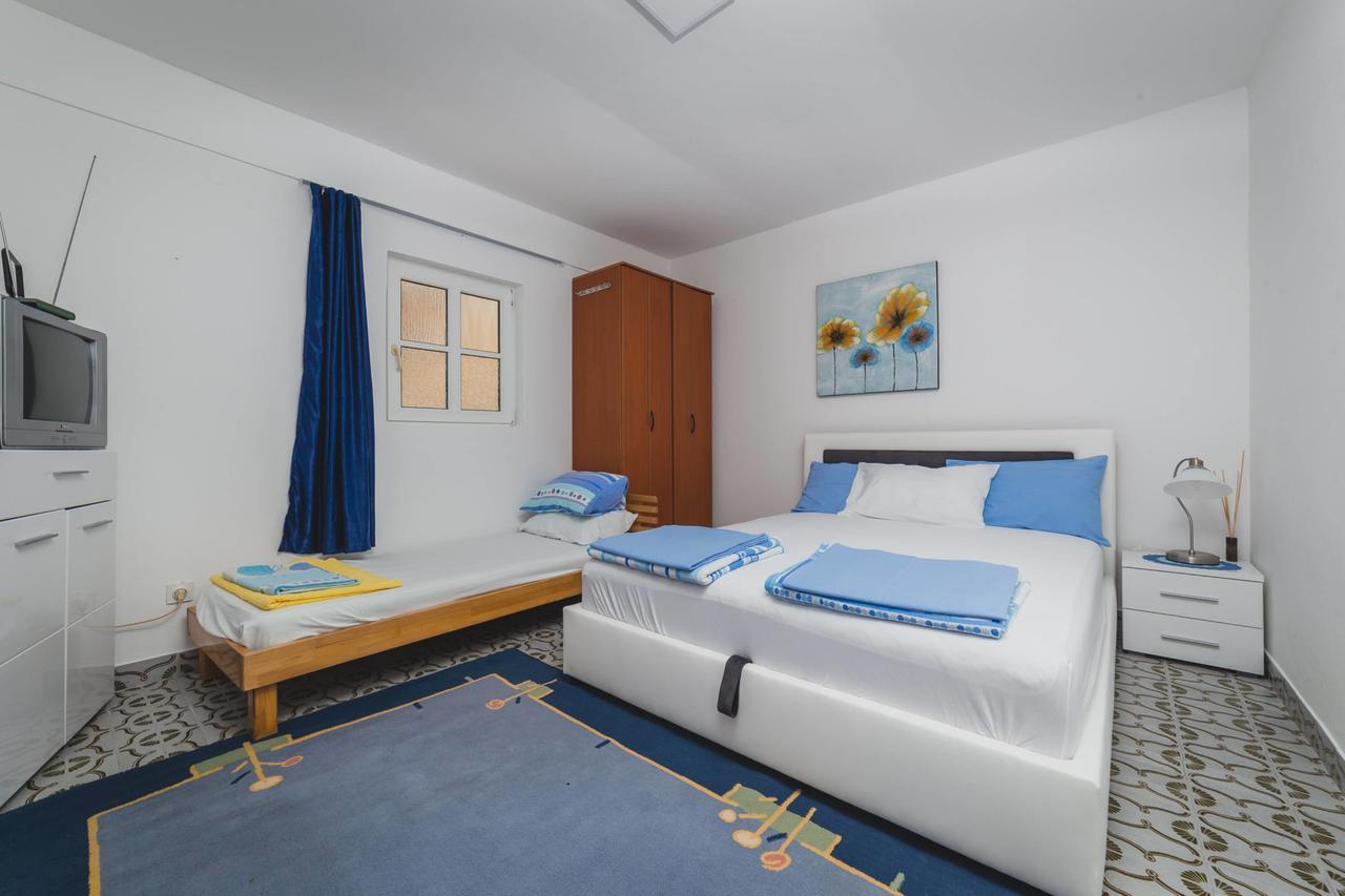 Apartments Kovac Tivat Exterior photo
