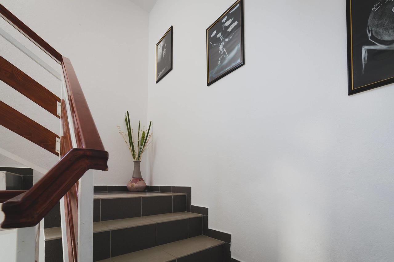 Apartments Kovac Tivat Exterior photo