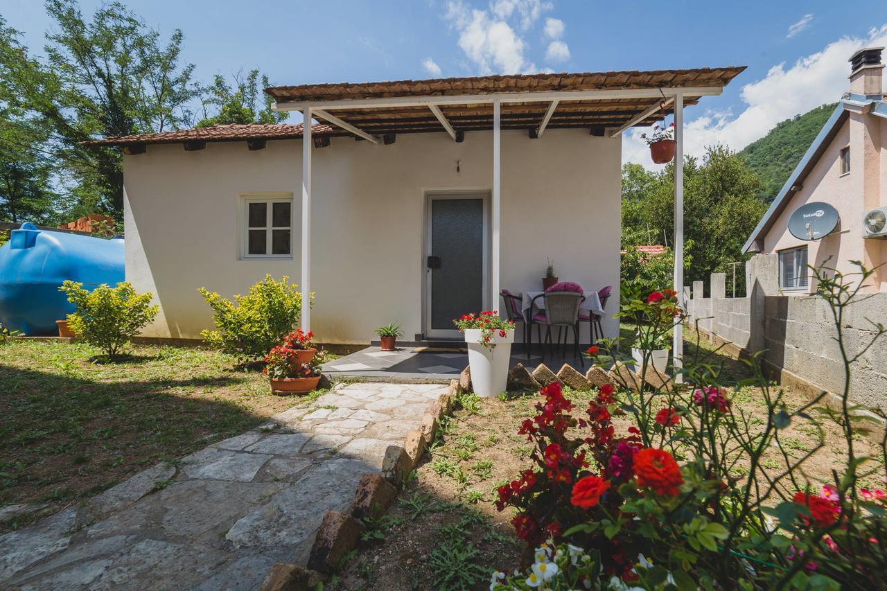 Apartments Kovac Tivat Exterior photo
