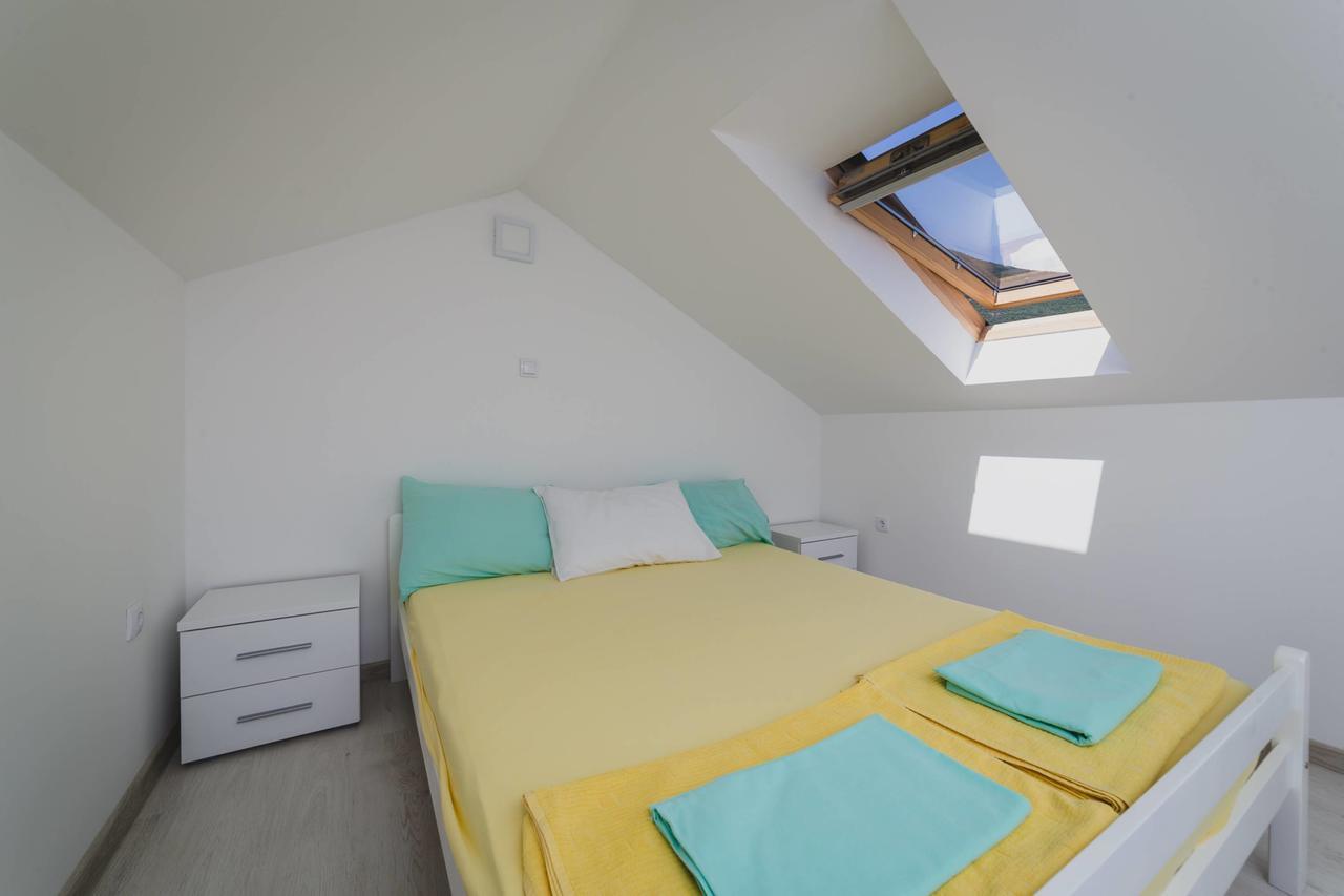 Apartments Kovac Tivat Exterior photo