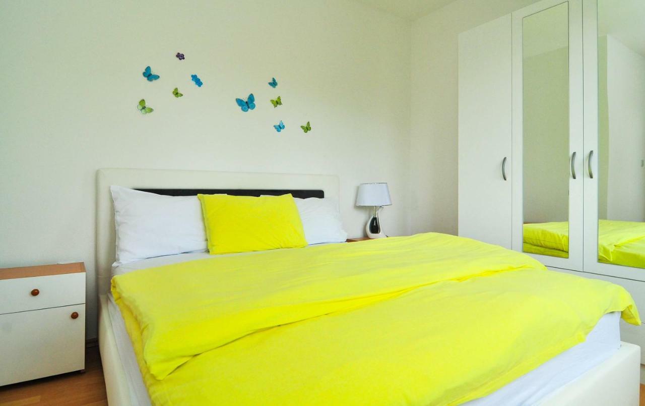 Apartments Kovac Tivat Exterior photo