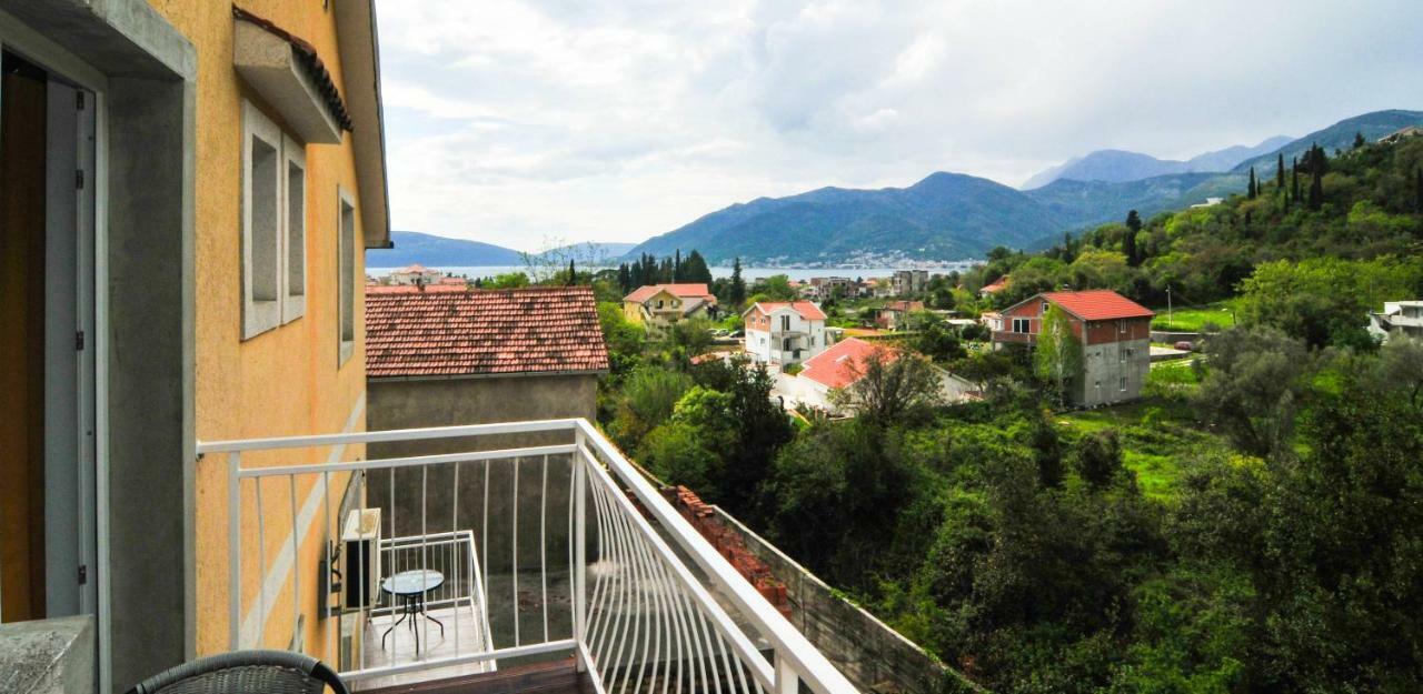 Apartments Kovac Tivat Exterior photo